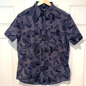 Wellington Geometric Print Button Down Shirt XL